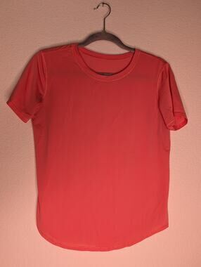 Lululemon Athletica Women's Pink Soft Lightweight Crewneck Tee 6** Yoga Travel